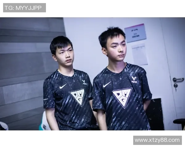 阿卡与克拉科维的精彩对决揭示足球战术与团队合作的魅力